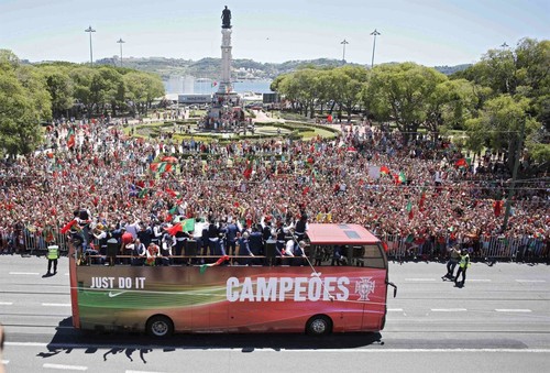 PTbus.jpg