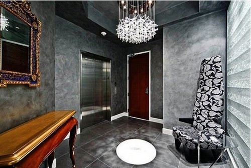 a-esterotipo-do-secreto-e-misterioso-quarto-vermel