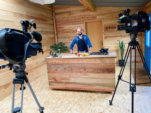 47275555_2132248950423210_7446910302655873024_n.jp