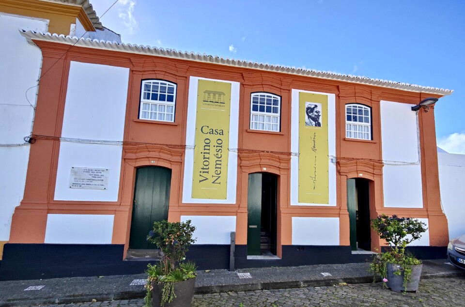 Casa natal de Vitorino Nemésio.jpg