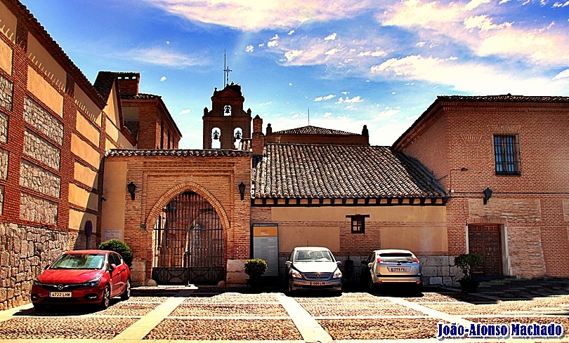 REAL MOSTEIRO DE SANTA CLARA.JPG
