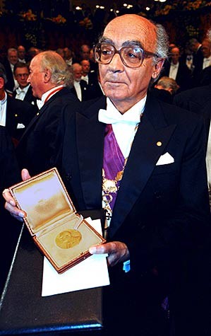 saramago nobel 98.jpg