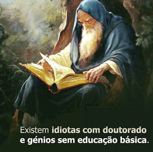 Génios vs Doutorados.jpg