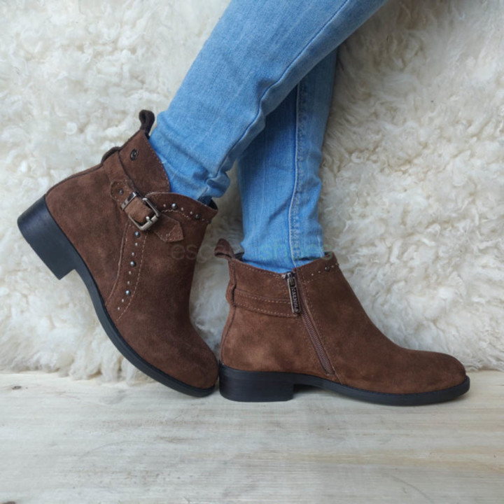 botins-carmela-fivela-tachas-castanhos-12-768x768.