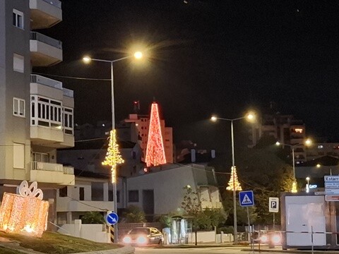 28b_Inauguração_Iluminações_de_Natal_OAz (91).