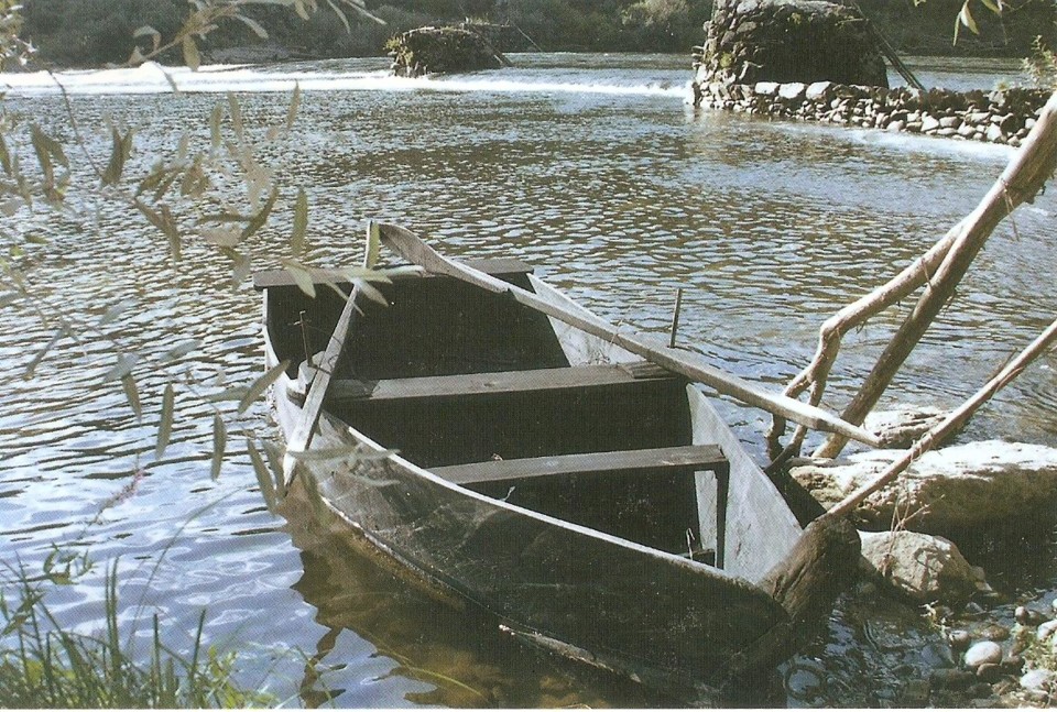 920 b barca passagem rio minho.jpg