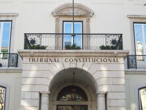 3-tribunal_constituciona-Enciclopédial[1].jpg