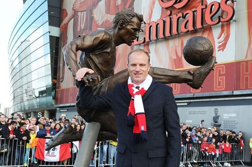 Dennis-Bergkamp.jpg