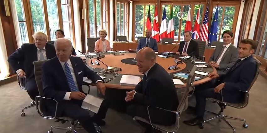 g7_summit.jpg