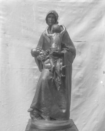 caridade antonio teixeira lopes.JPG caridade antonio teixeira lopes.JPG