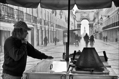 310370_180824842011240_100002511751715_352207_1843