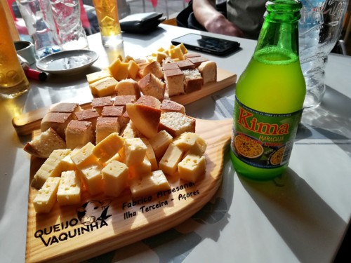 COPYRIGHT: O RAPAZ DAS ILHAS