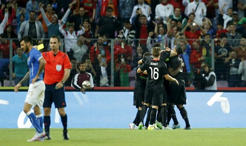 festa em genebra.jpg festa em genebra.jpg