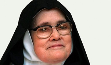 Irmã Lúcia.jpg