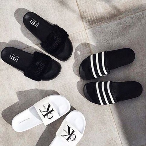 740c562e2aff16ad3189efd586b66079--sporty-shoes-sli