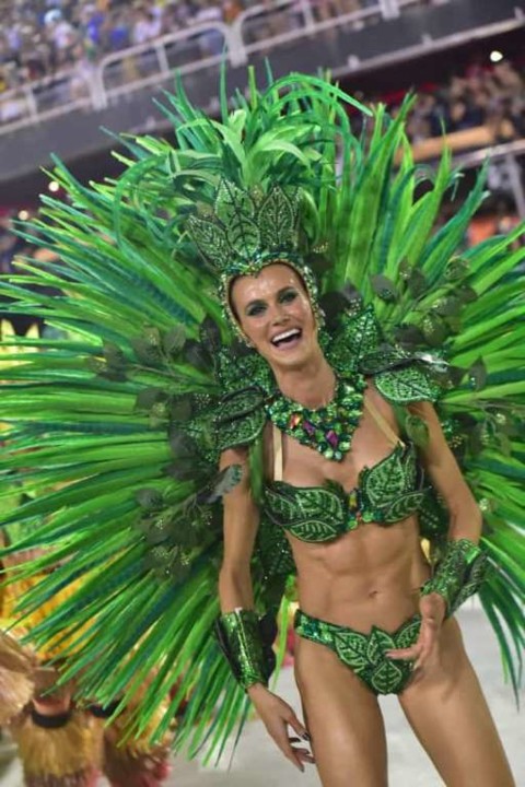 Renata Kuerten (Carnaval Rio 2020).jpg