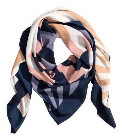 foulard à motif.jpg foulard à motif.jpg