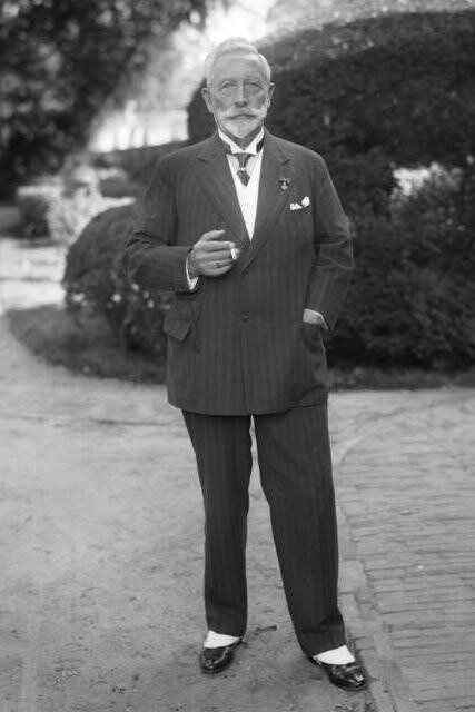 Bundesarchiv_Bild_136-C0804,_Kaiser_Wilhelm_II._im