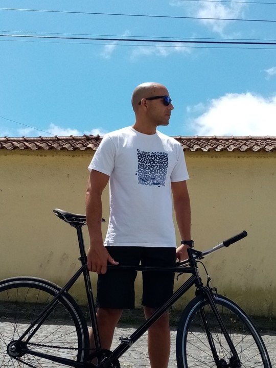 bikeazores.jpg