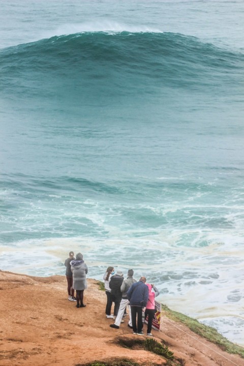 ondas gigantes nazaré 10.jpg