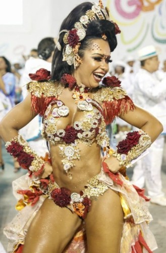 Raíssa Oliveira (Carnaval Rio 2018).jpg