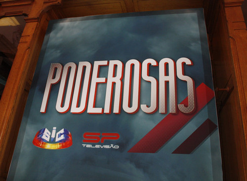 Apresentação de Poderosas