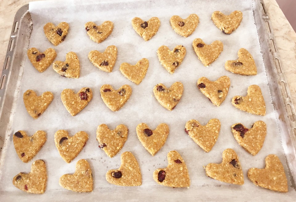 Bolachas integrais de arandos e aveia da ericeira 