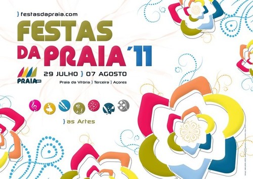 A cidade de Nemésio enfeitada para a alegria...