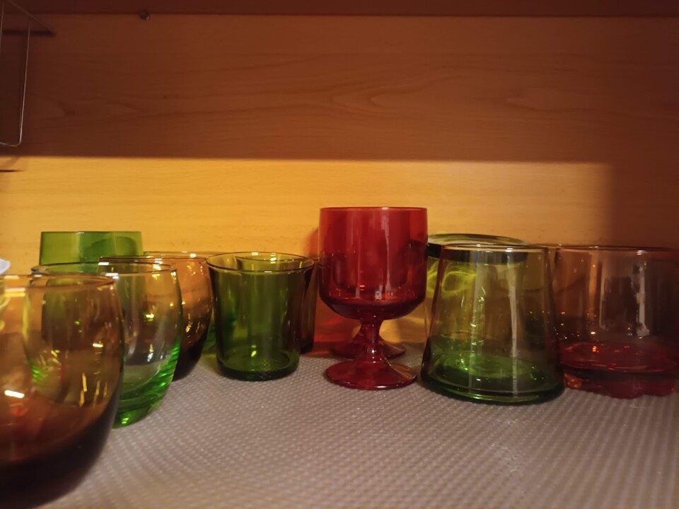 Não me canso disto_copos.jpg