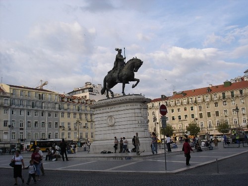 praça figueira.jpg