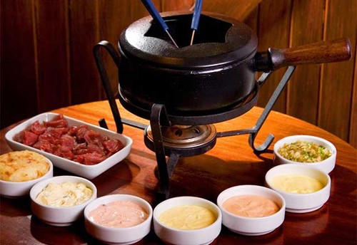fondue-de-carne-interna-25062013.jpg