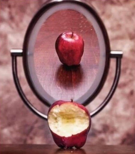 EspelhoMaçã.jpg