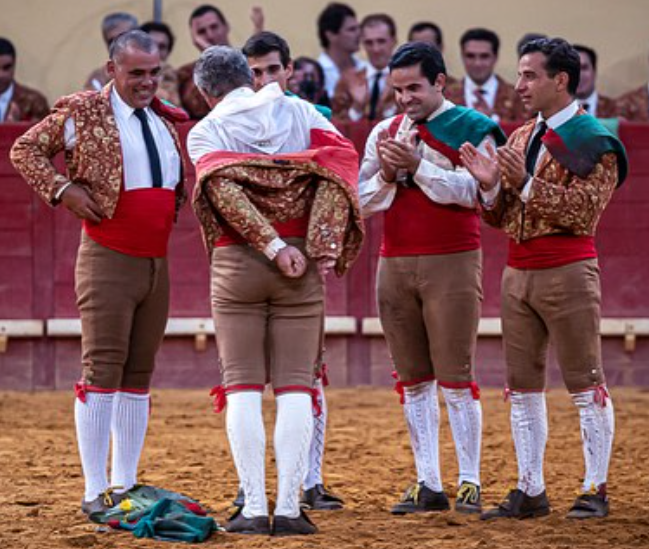 Entrega jaqueta M.Rovisco.png