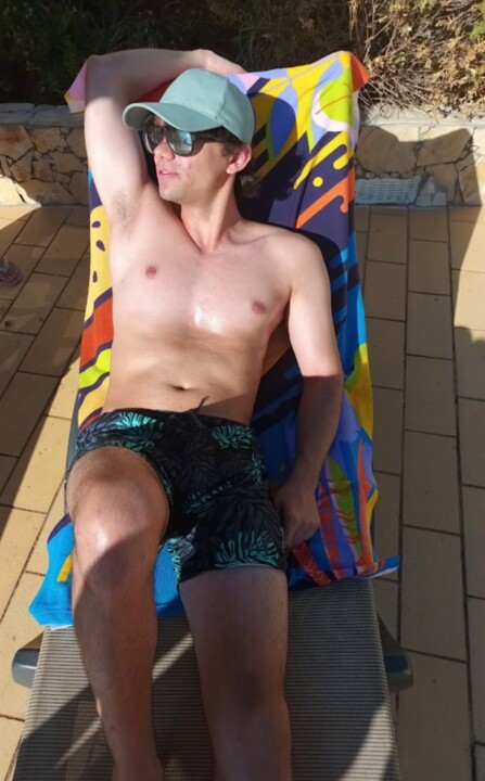 Não me canso disto piscina 3.jpg