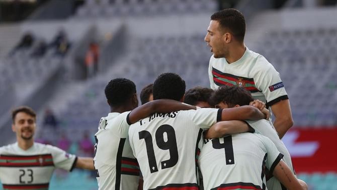 portugalsuicasub212.jpg portugalsuicasub212.jpg