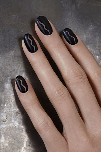 beauty-nails-2014-09-bobby-pin-nail-art-01.jpg beauty-nails-2014-09-bobby-pin-nail-art-01.jpg