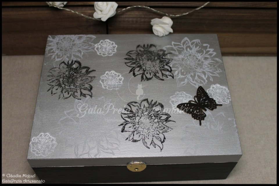 Caixa de maquilhagem Chic&amp;Classic-2.JPG