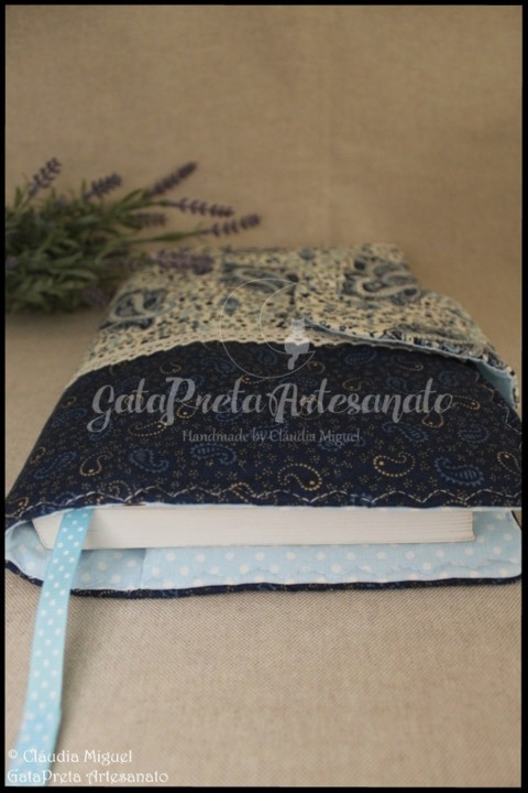 Capa de livros Cornucópias3.JPG