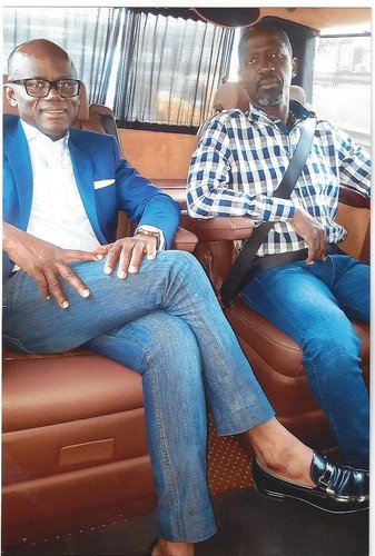 a caminho do jogo.jpg