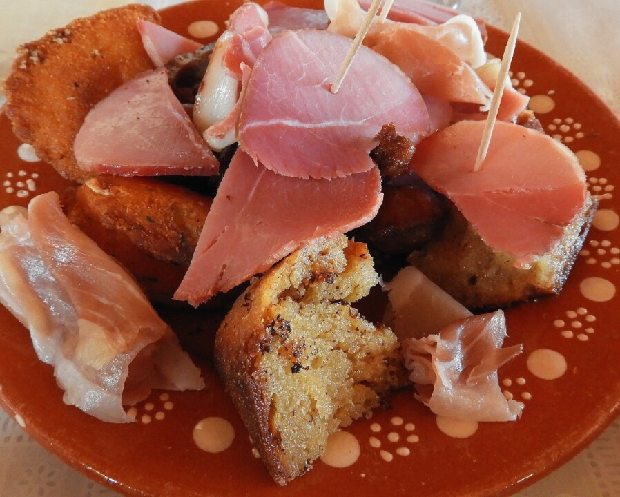 restaurante mineiro regoufe 3.jpg