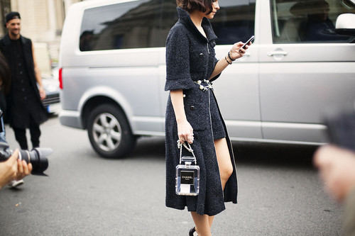 los_bolsos_mas_locos_de_chanel_a_lo_largo_de_la_hi