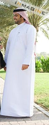 Traje masculino típico do Dubai.png Traje masculino típico do Dubai.png