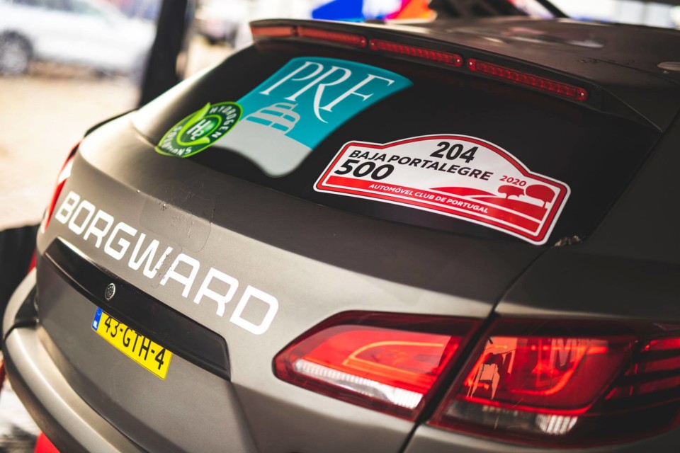 Borgward BX7 DKR da Borgward Rally Team (21).jpg Borgward BX7 DKR da Borgward Rally Team (21).jpg