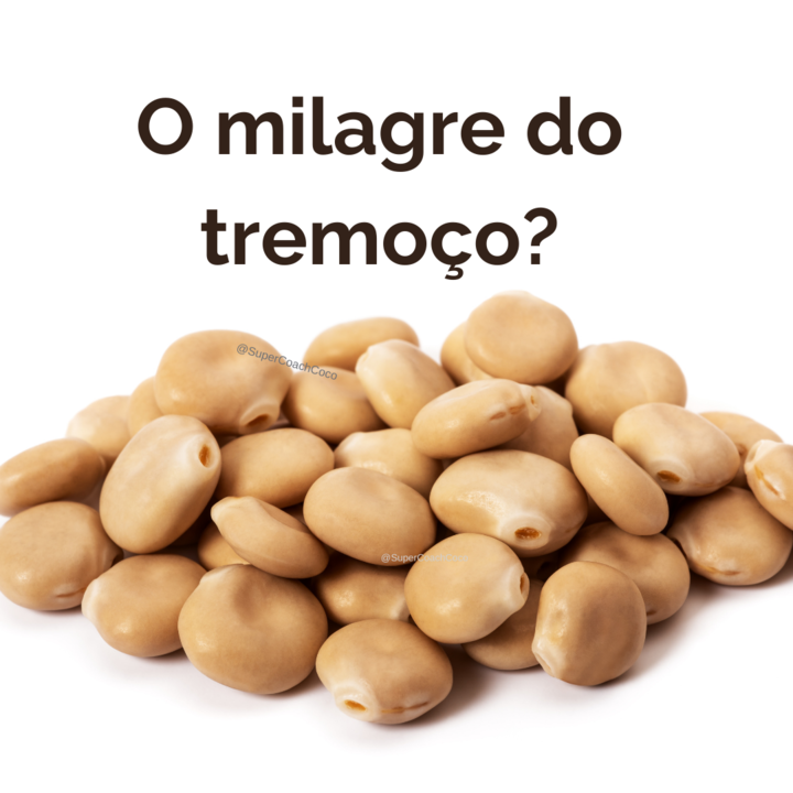 Estavam dois cocós a saltar à corda e chegou uma