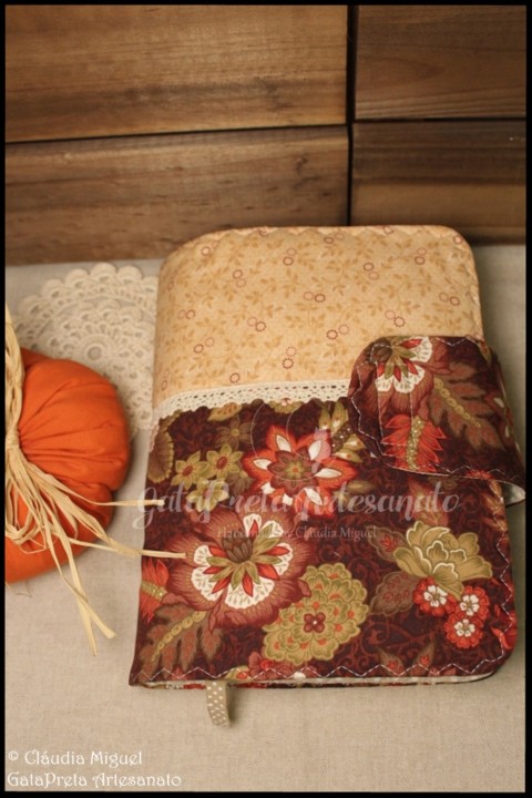 Capa de livros Flores Outonais1.JPG