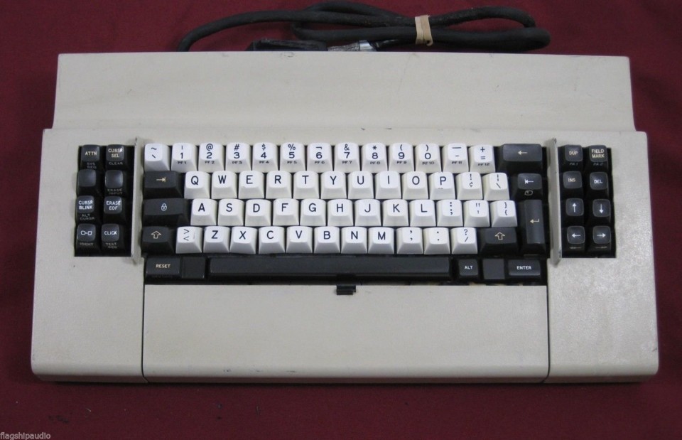 2019-07-19 IBM 3278 keyboard.jpg