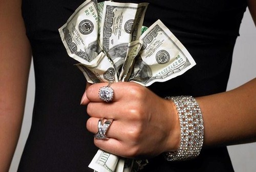 15 pensamentos que diferem as pessoas ricas.jpg