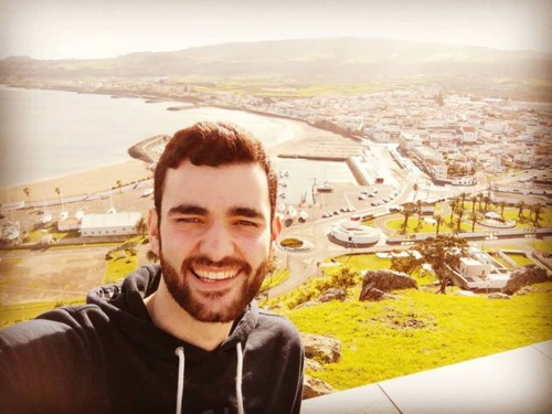 COPYRIGHT: O RAPAZ DAS ILHAS