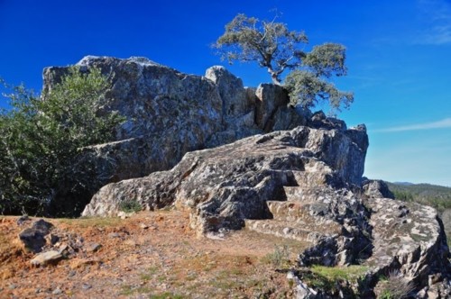 Santuário de Endovélico-rocha-da-mina.jpg