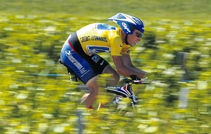 Lance Armstrong, um ídolo com pés de barro